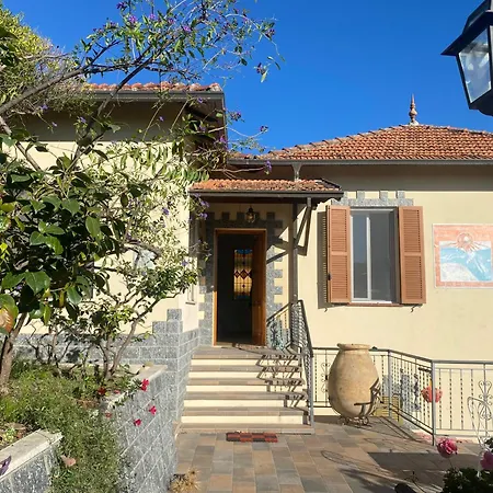 La Casa Degli Avocado Сasa de vacaciones